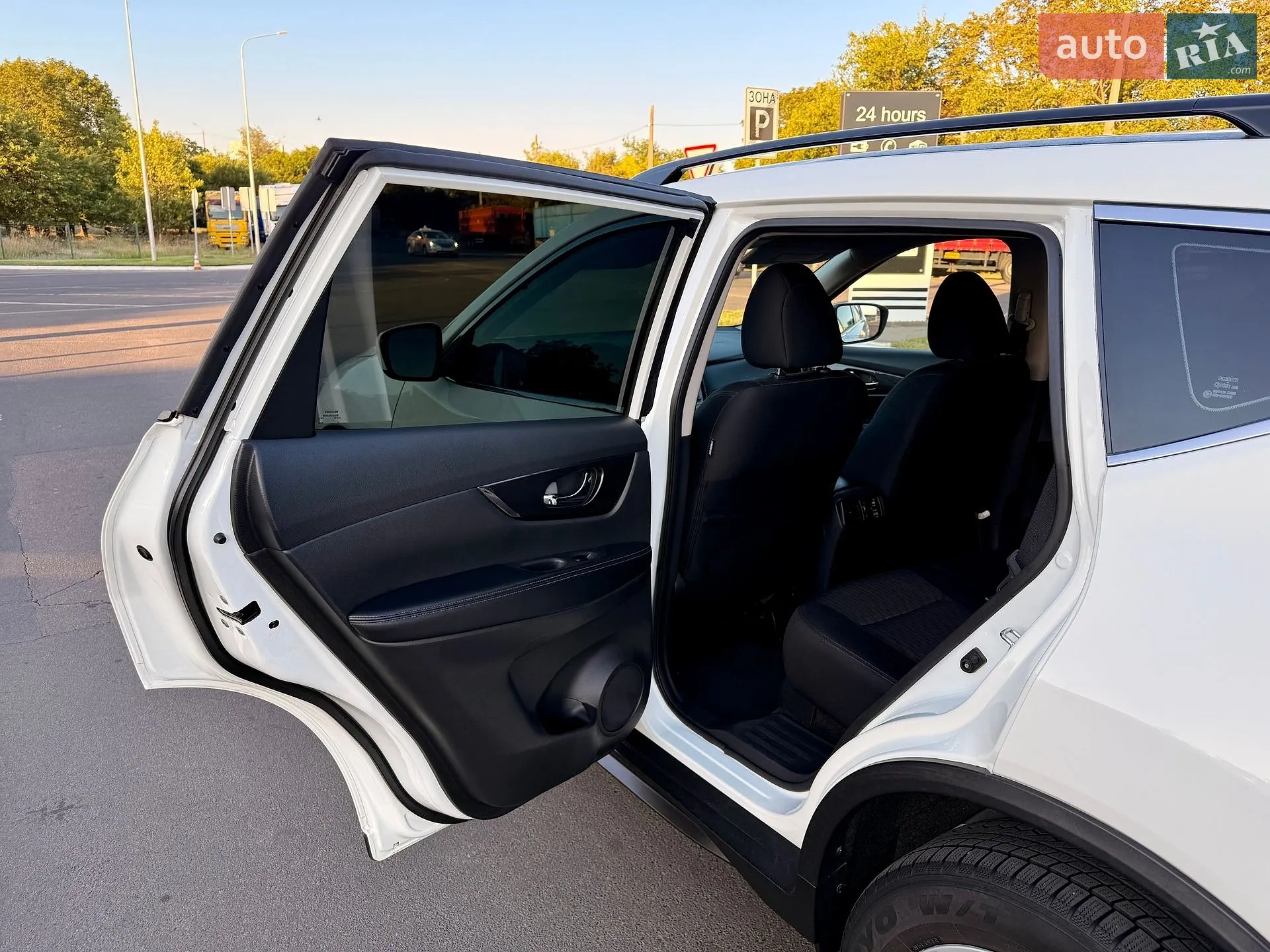 2018 Nissan Rogue - мініатюра 28