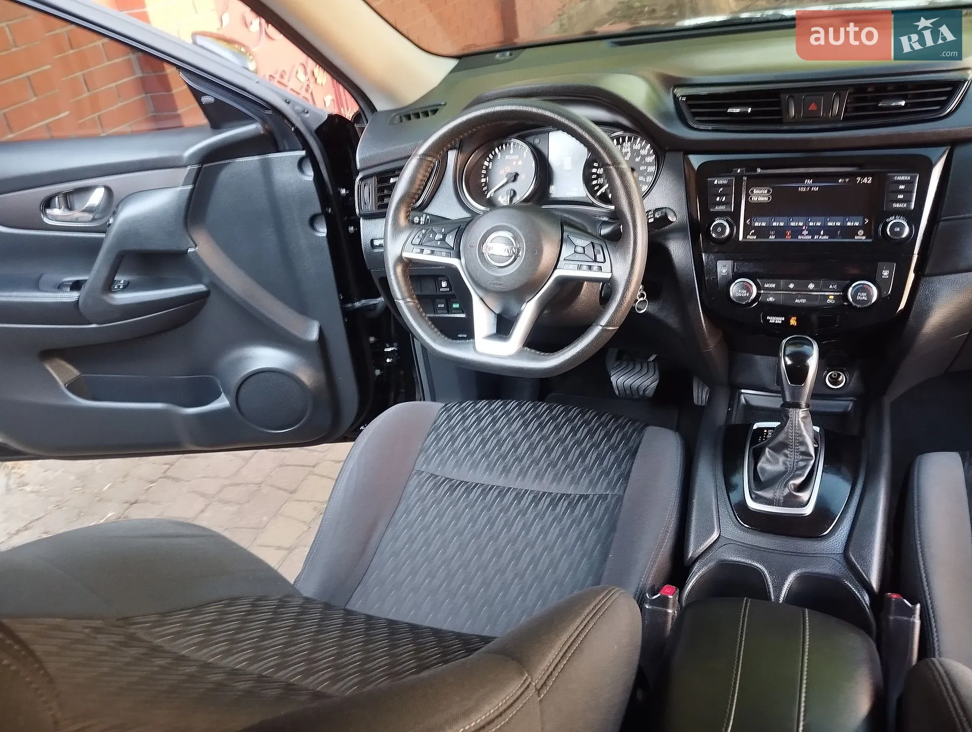 2020 Nissan Rogue - мініатюра 101