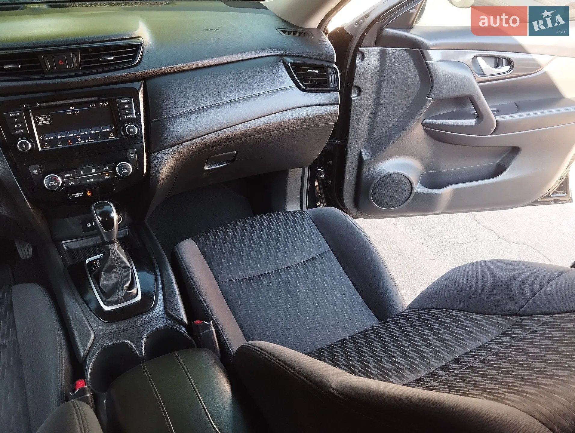 2020 Nissan Rogue - мініатюра 102