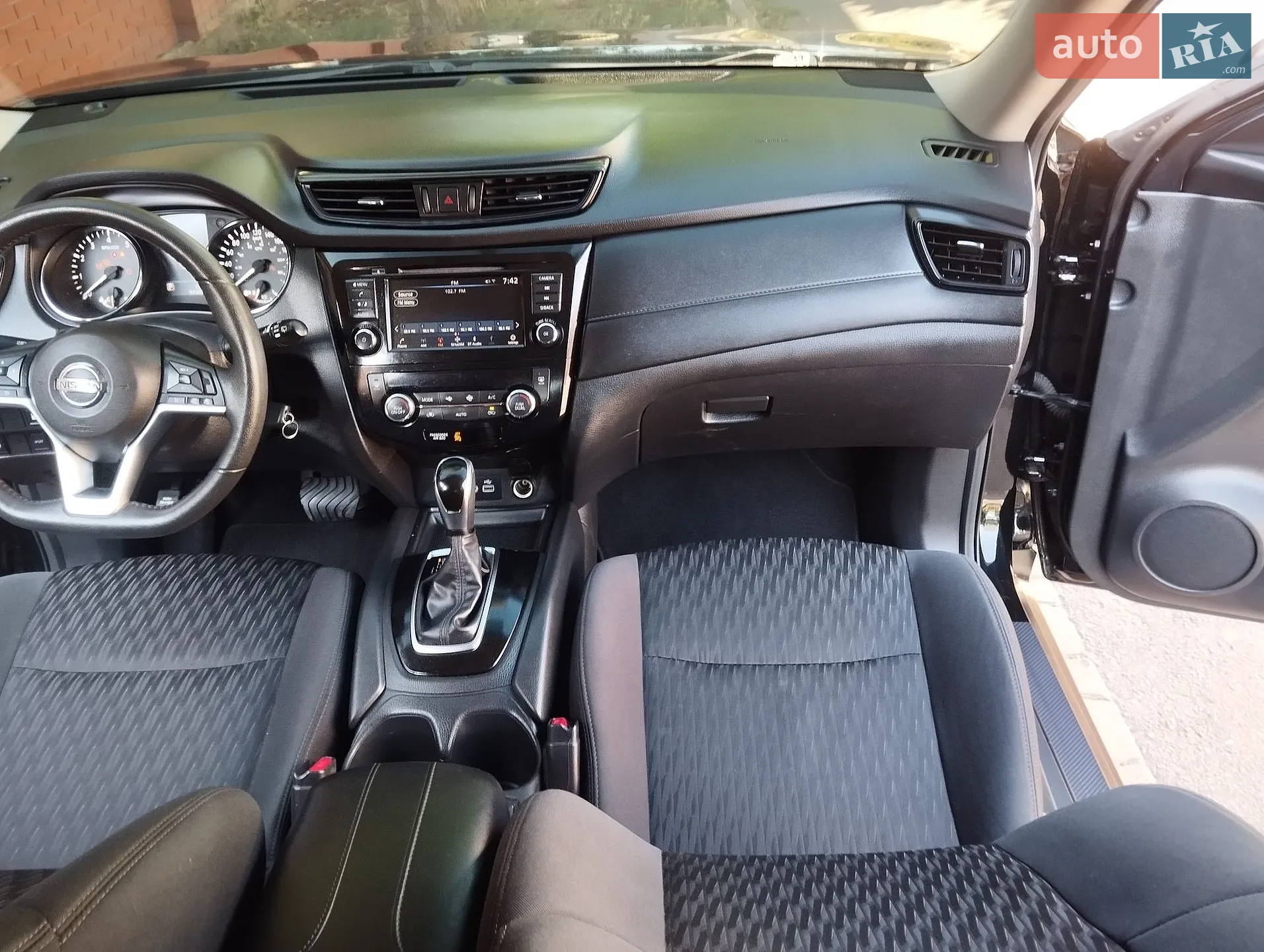 2020 Nissan Rogue - мініатюра 107