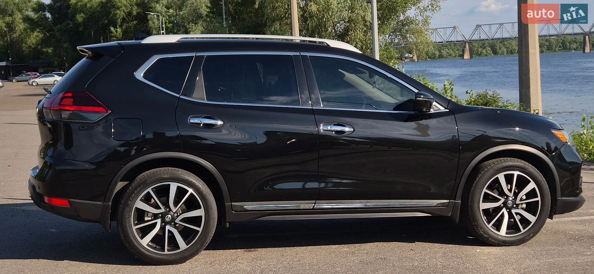 2019 Nissan Rogue - мініатюра 4