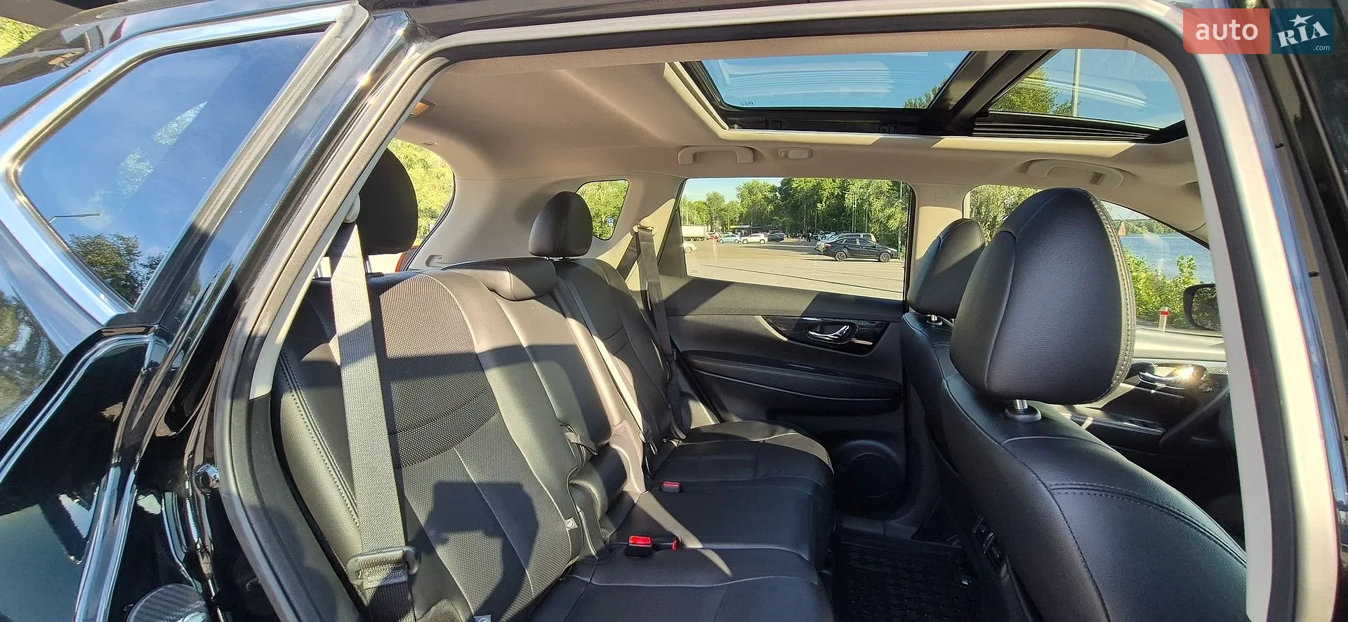 2019 Nissan Rogue - мініатюра 10