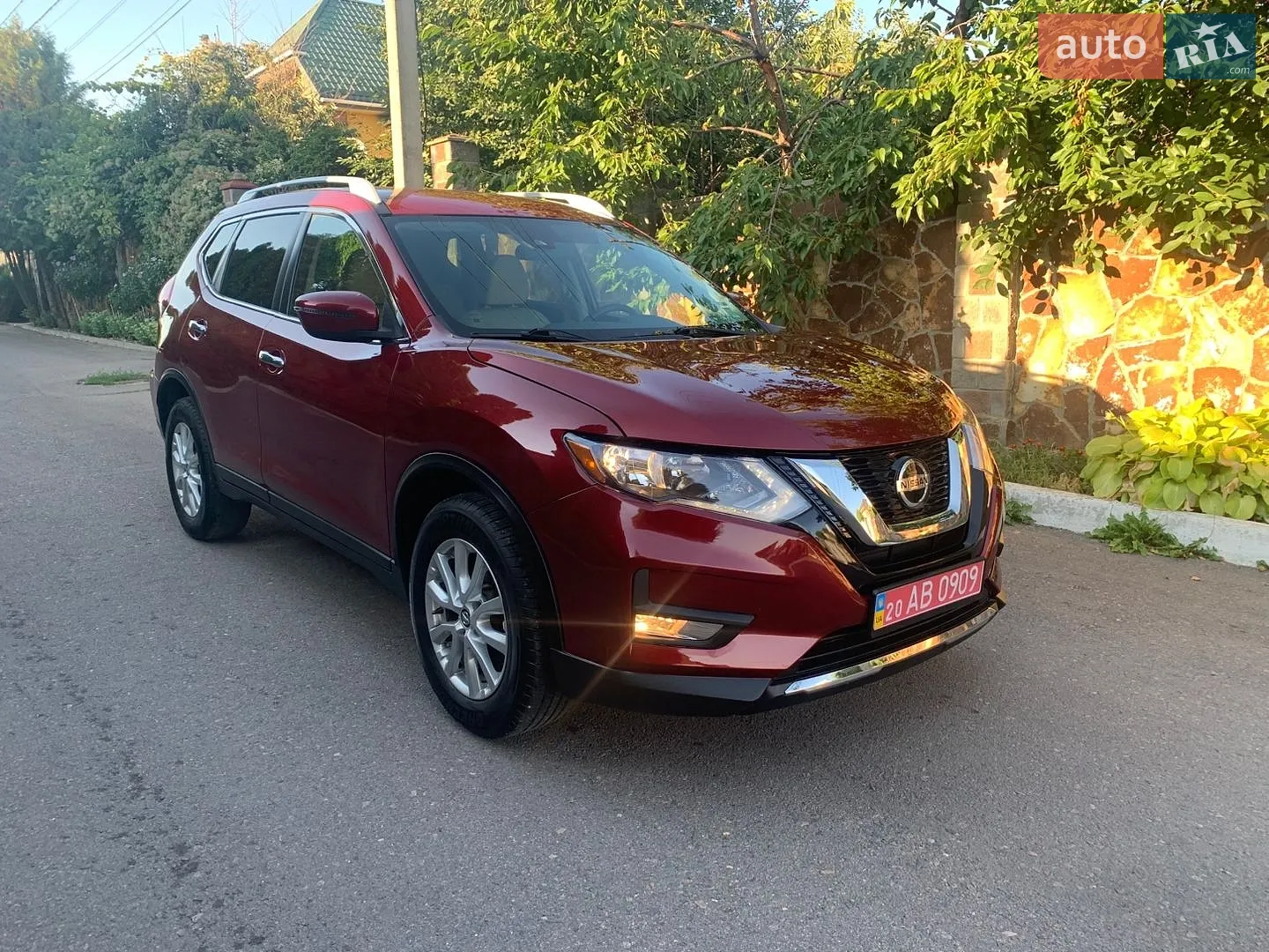 2018 Nissan Rogue - мініатюра 3
