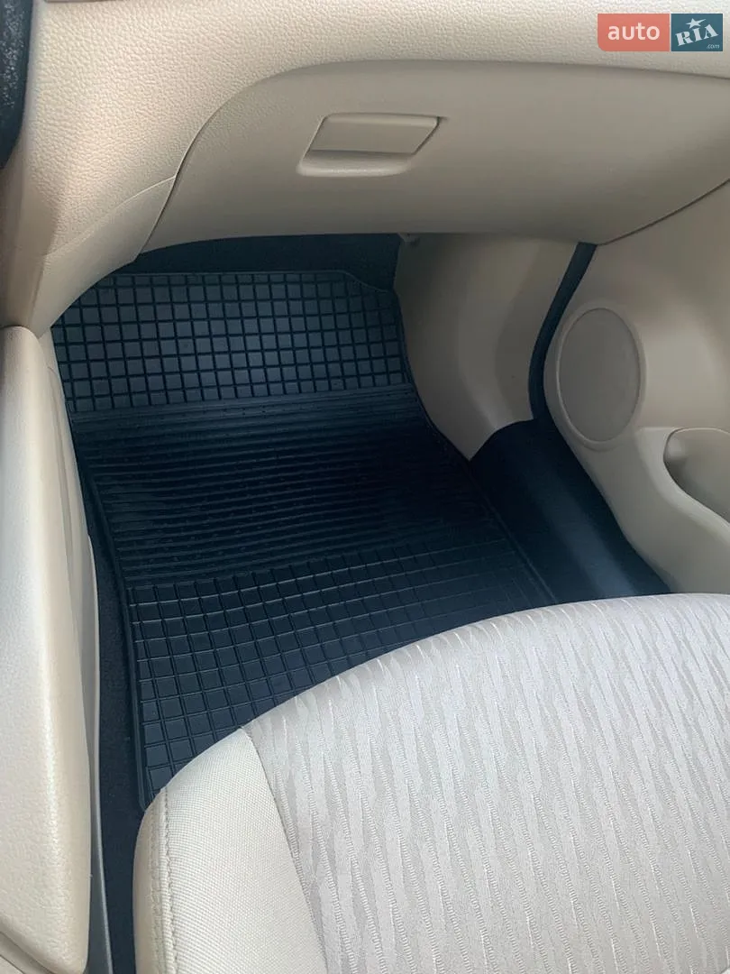 2018 Nissan Rogue - мініатюра 13