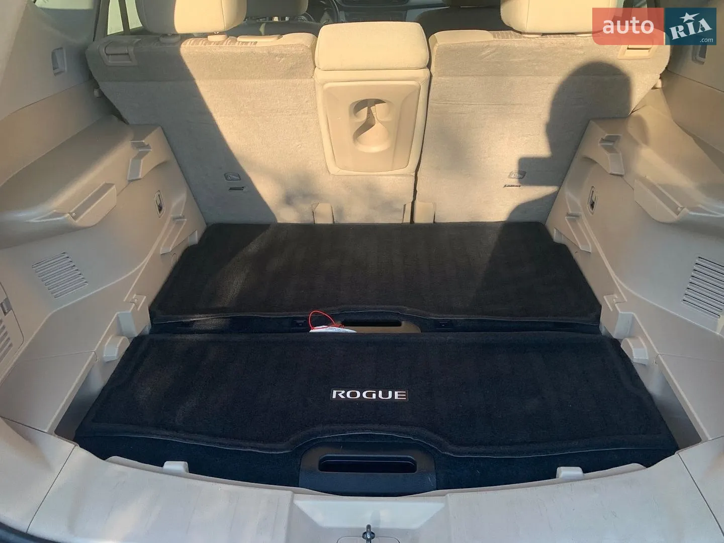2018 Nissan Rogue - мініатюра 16