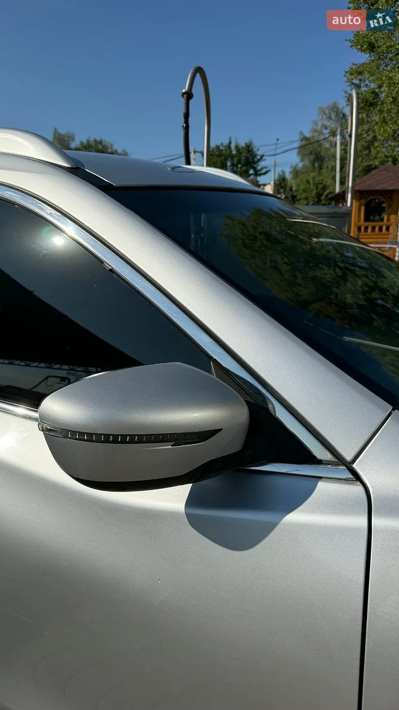 2018 Nissan Rogue - мініатюра 10