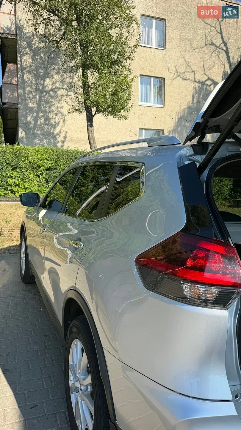 2018 Nissan Rogue - мініатюра 9