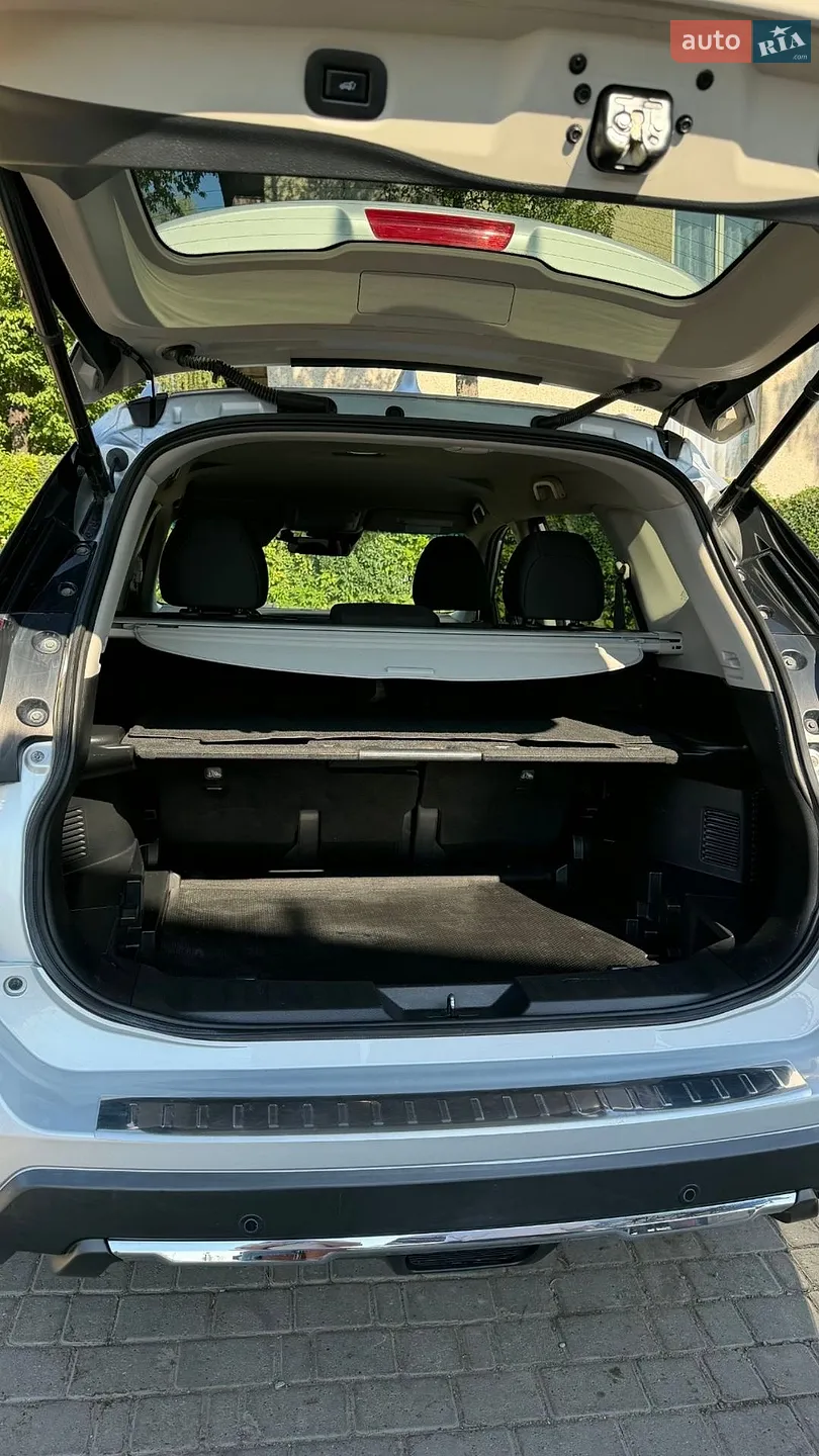 2018 Nissan Rogue - мініатюра 15