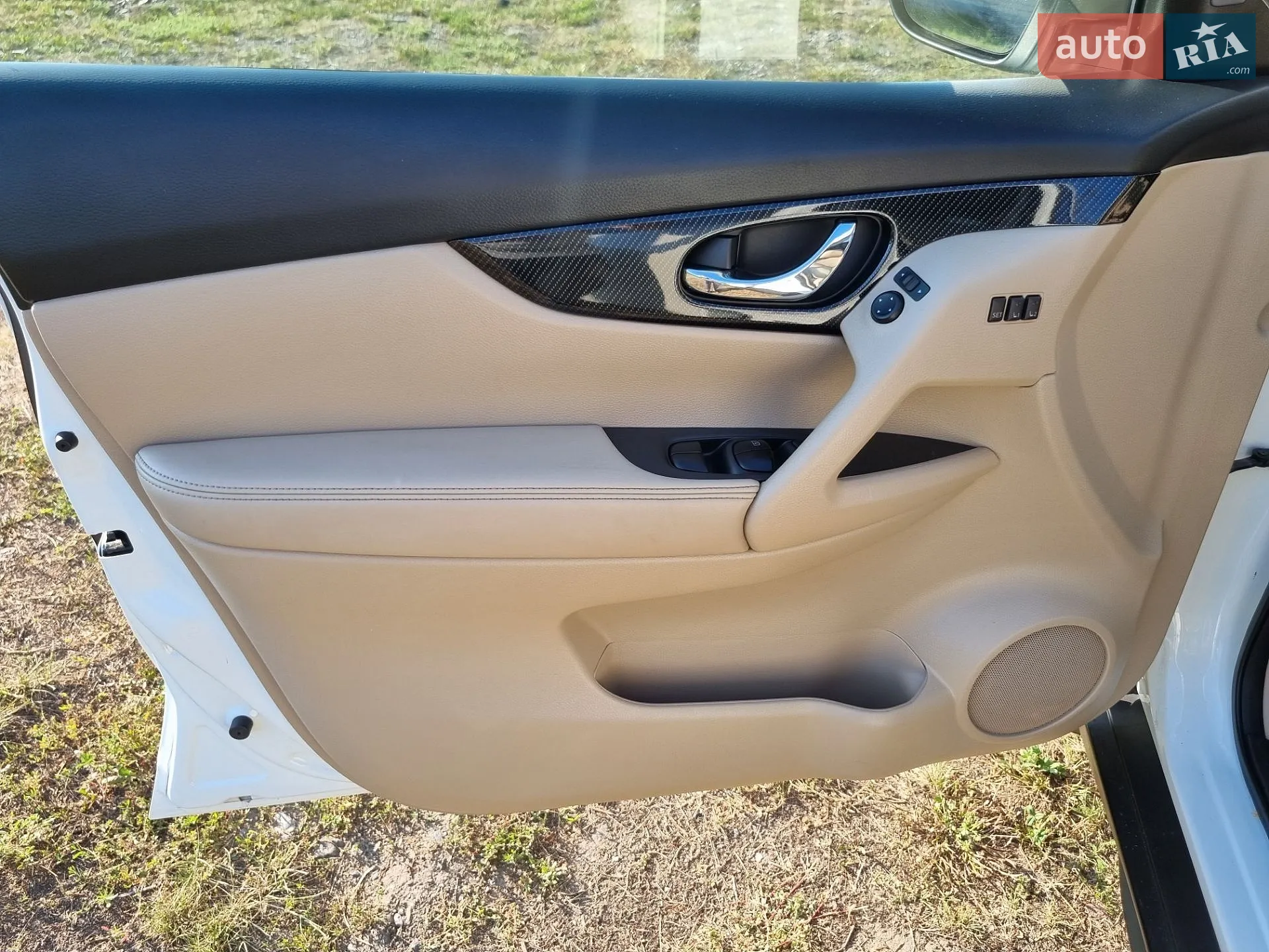 2017 Nissan Rogue - мініатюра 15