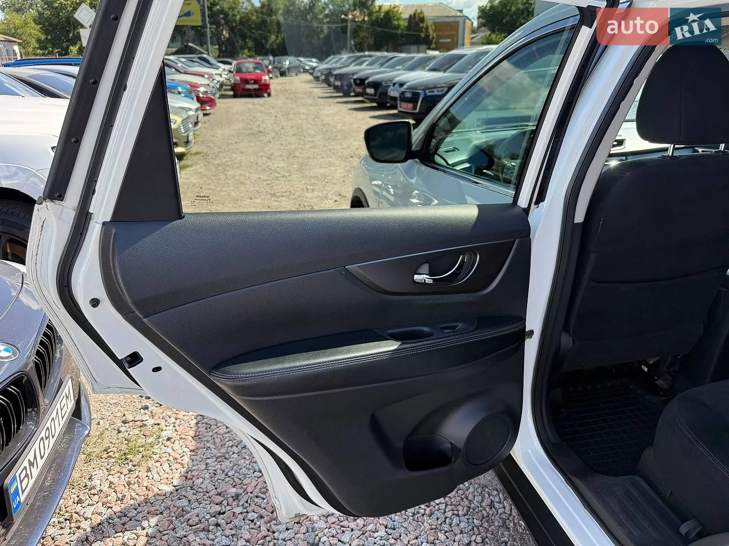 2015 Nissan Rogue - мініатюра 14