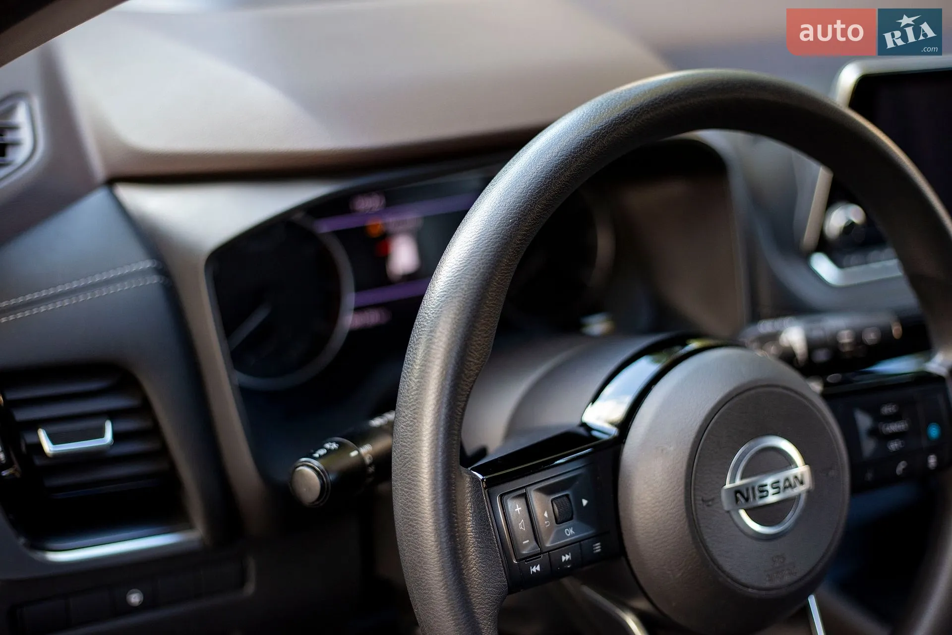 2020 Nissan Rogue - мініатюра 4