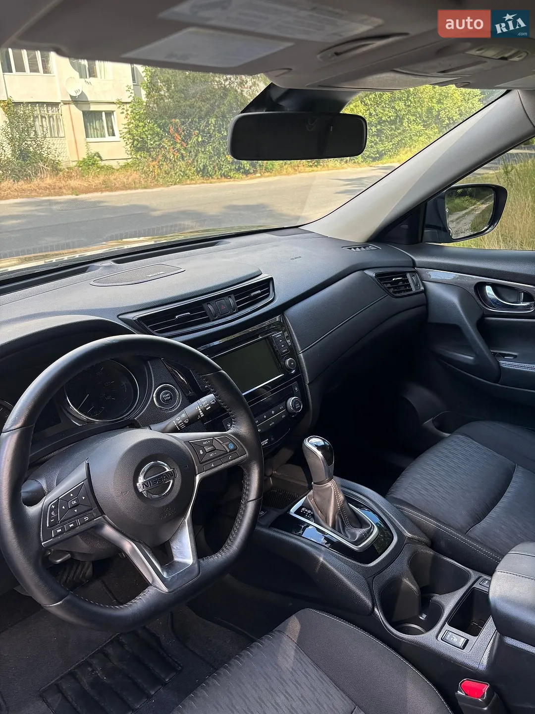 2019 Nissan Rogue - мініатюра 11