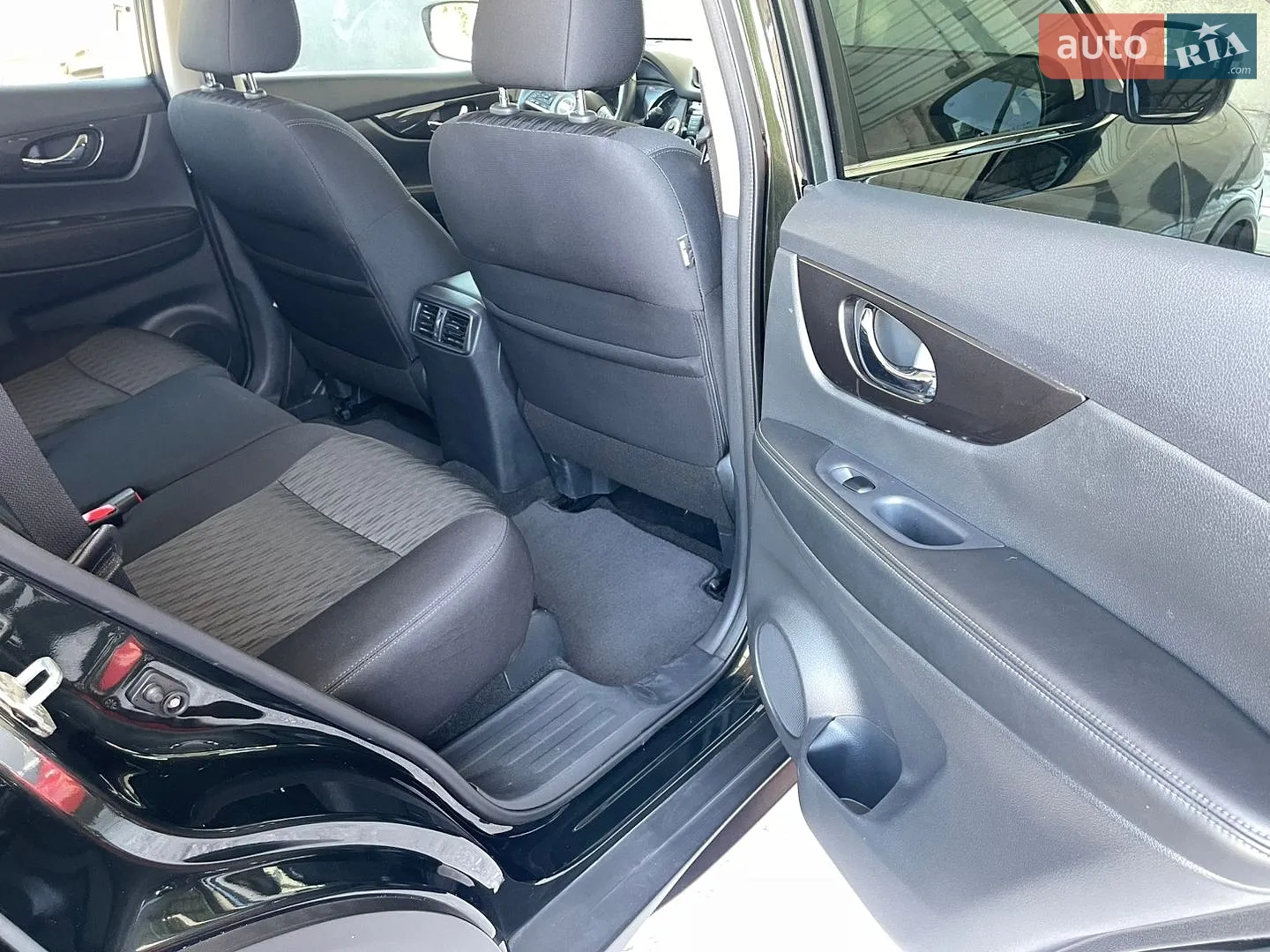 2019 Nissan Rogue - мініатюра 34