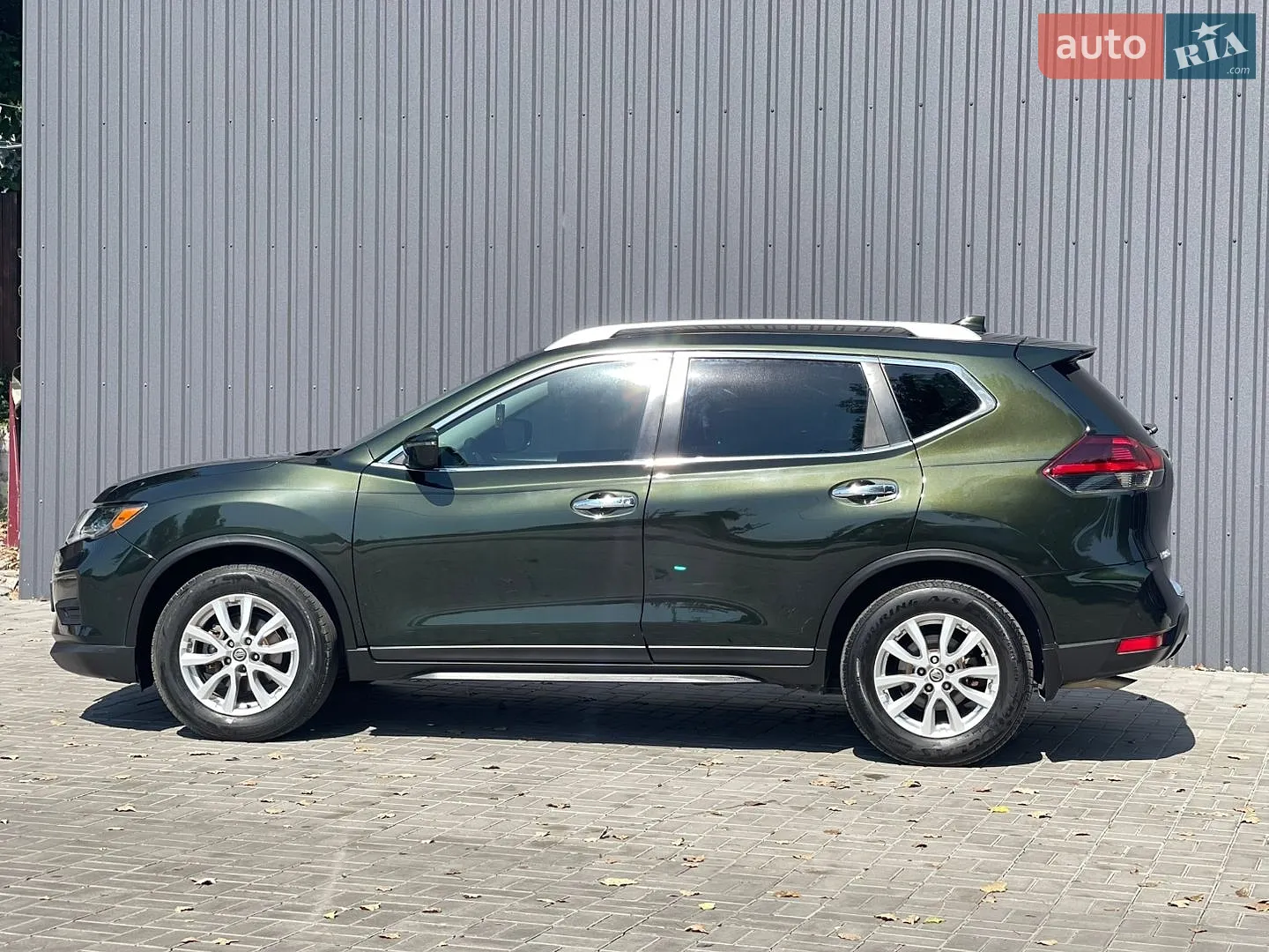 2019 Nissan Rogue - мініатюра 16