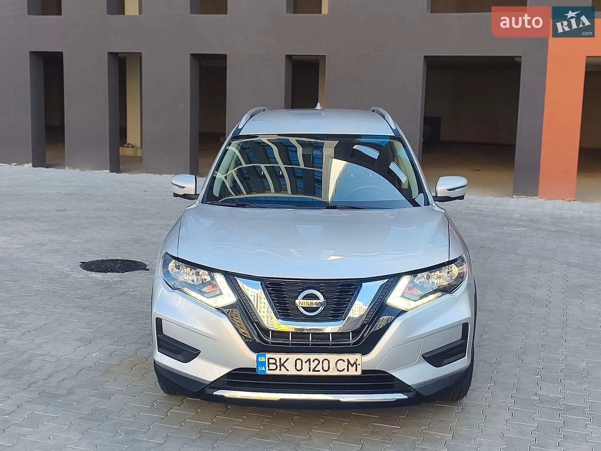 2017 Nissan Rogue - мініатюра 2