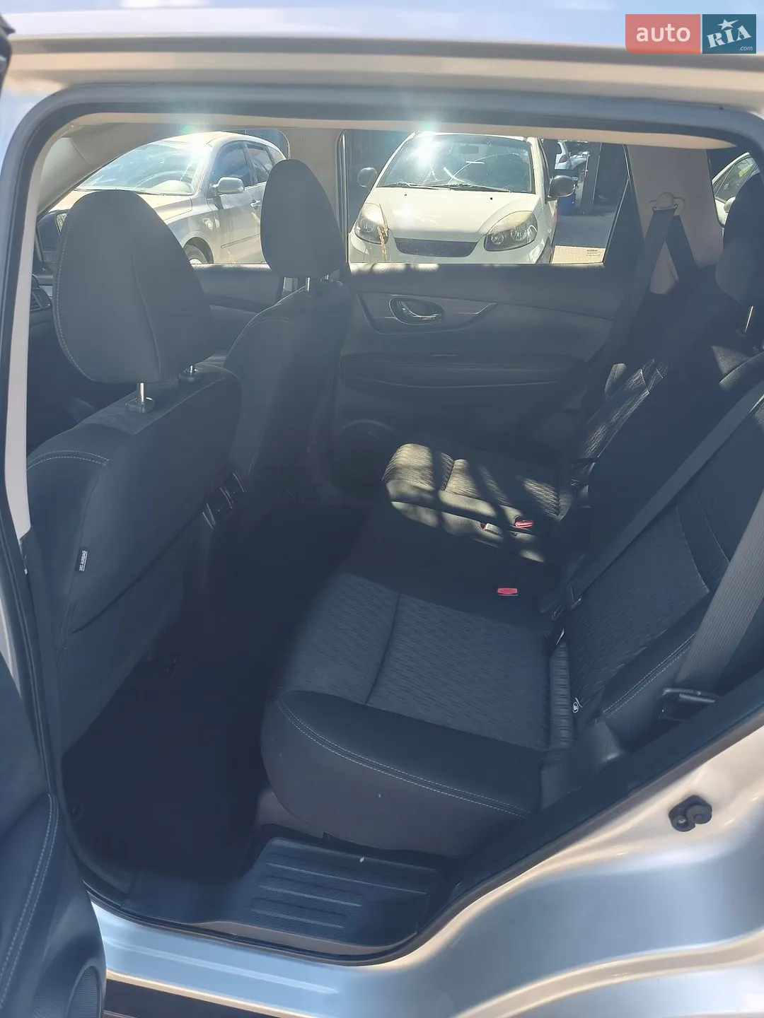 2017 Nissan Rogue - мініатюра 14