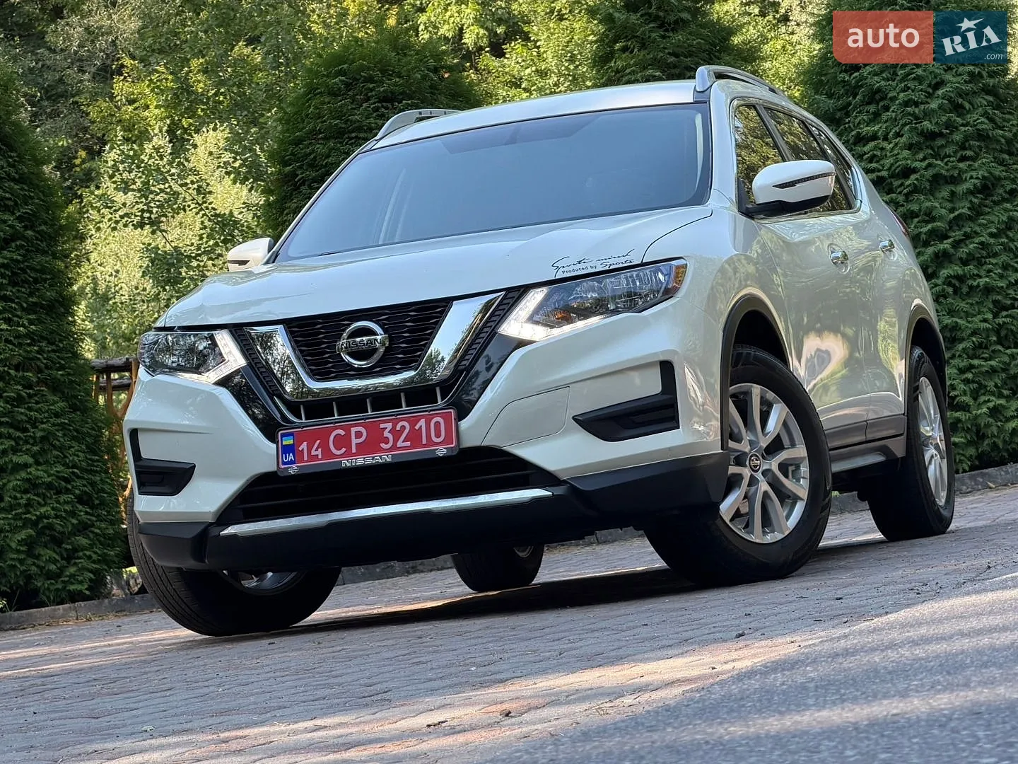 2018 Nissan Rogue - фото 1