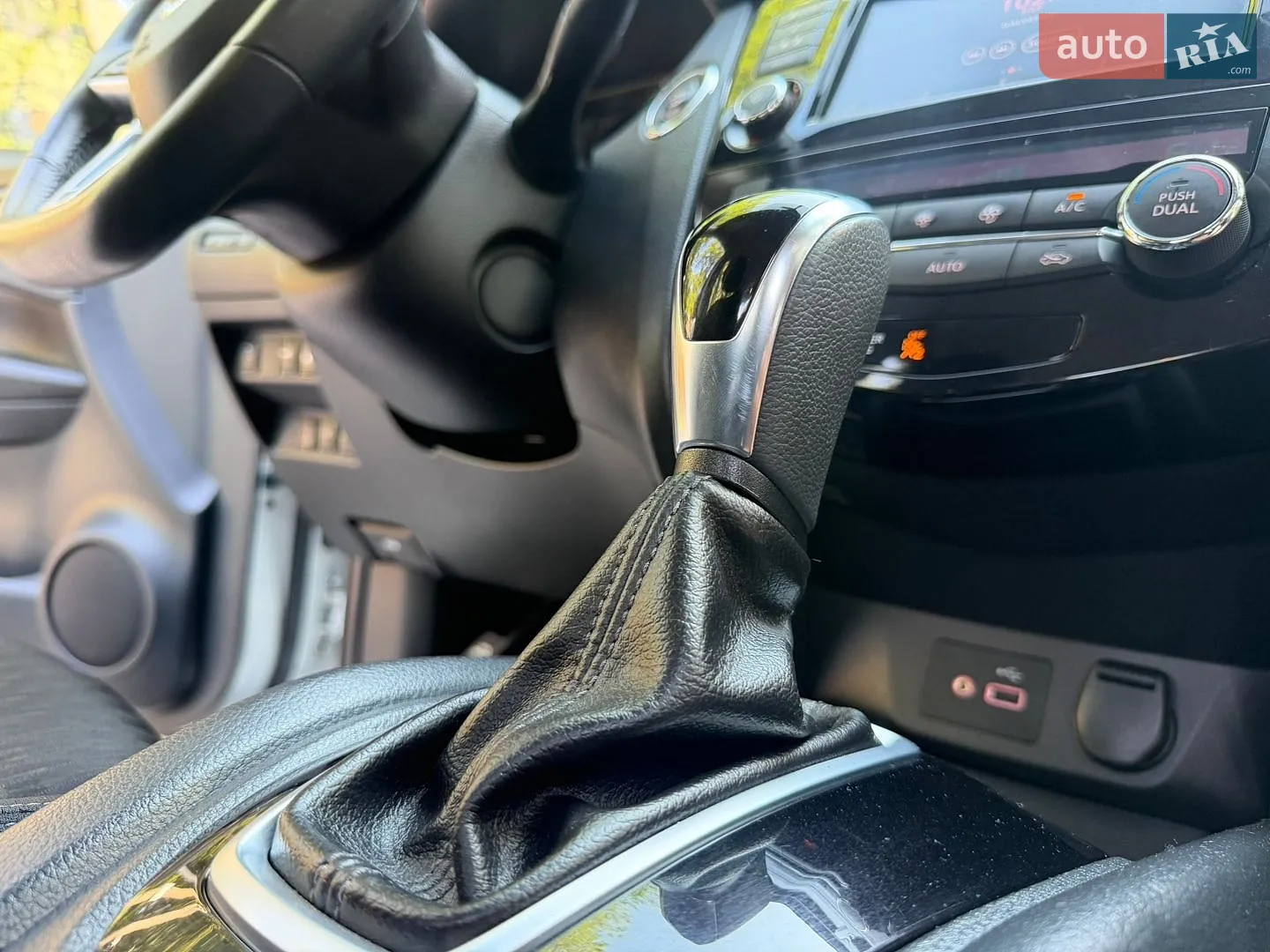 2018 Nissan Rogue - мініатюра 40