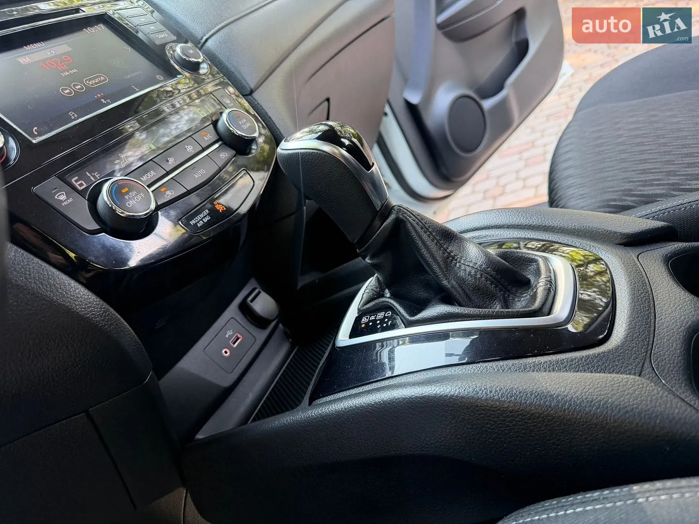 2018 Nissan Rogue - мініатюра 69