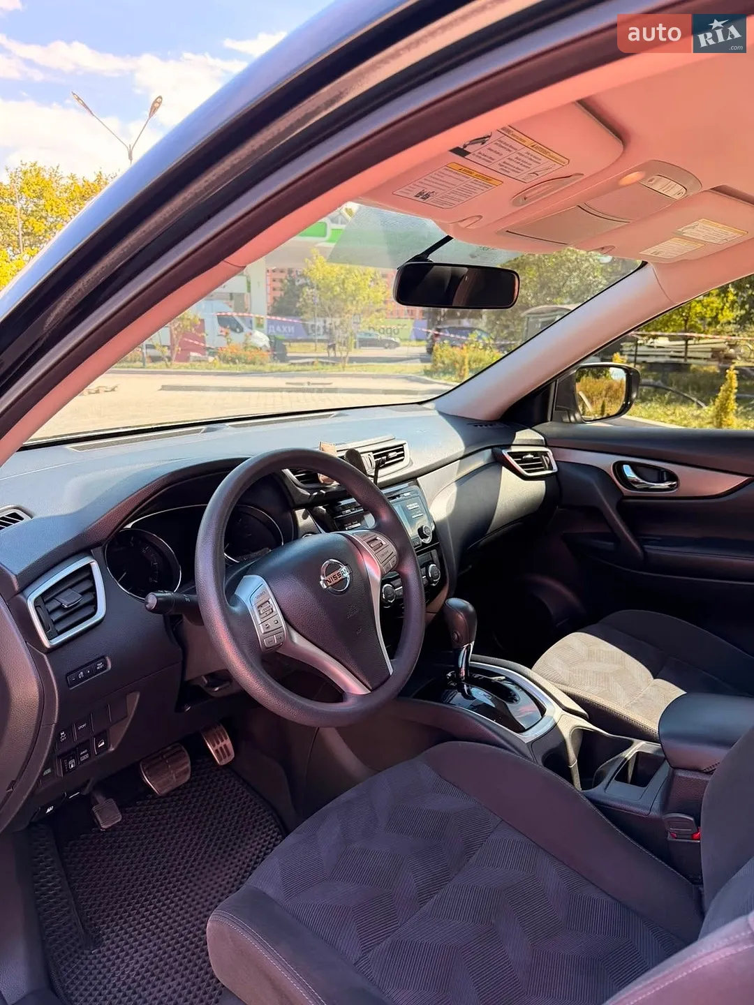 2014 Nissan Rogue - мініатюра 23