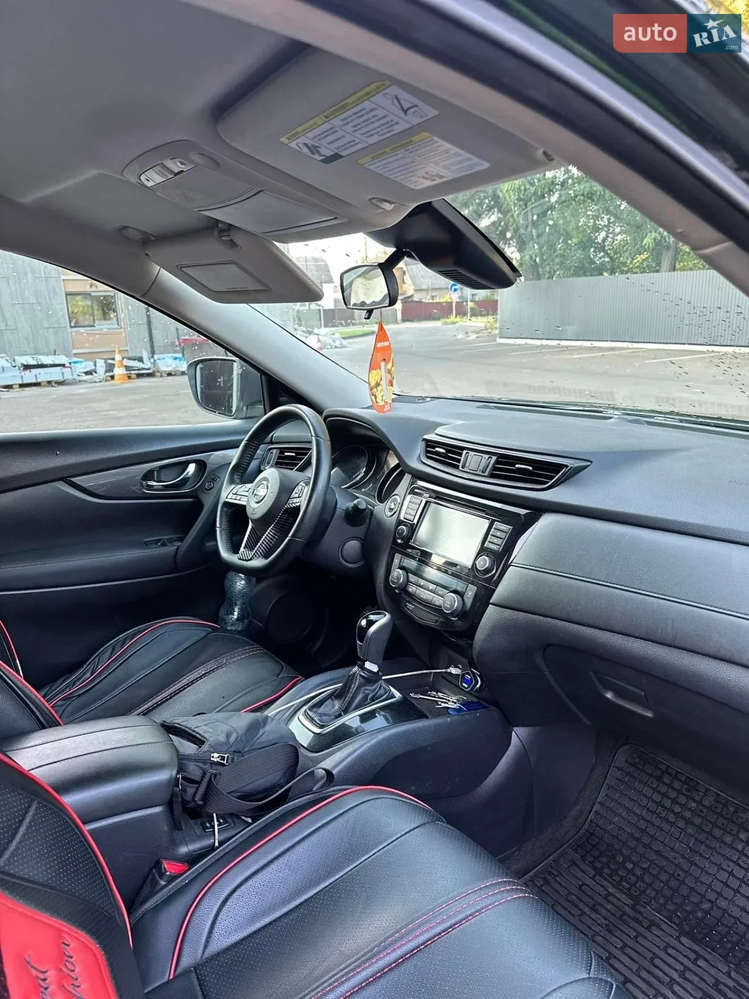 2019 Nissan Rogue - мініатюра 9