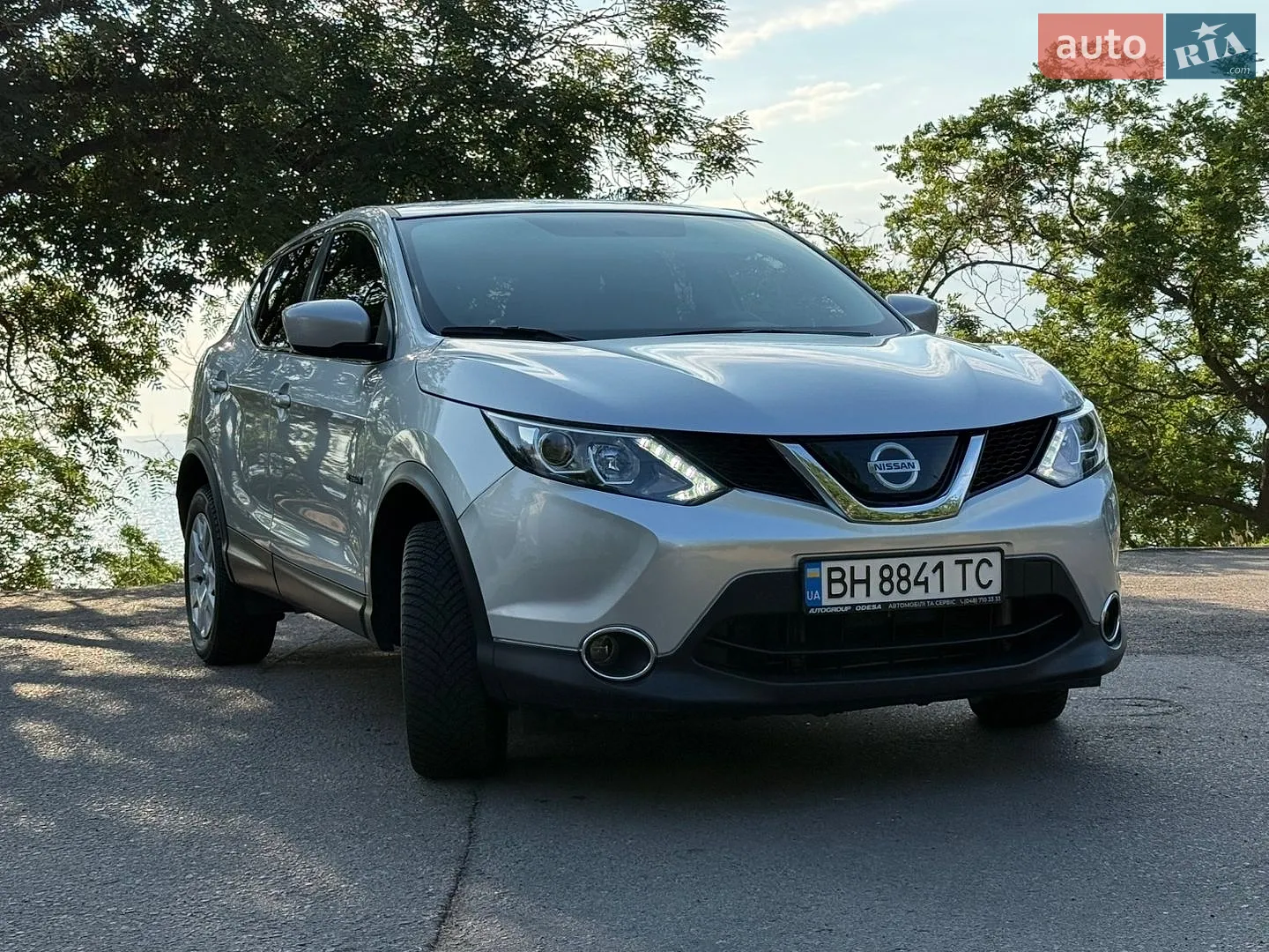 2019 Nissan Rogue - мініатюра 2