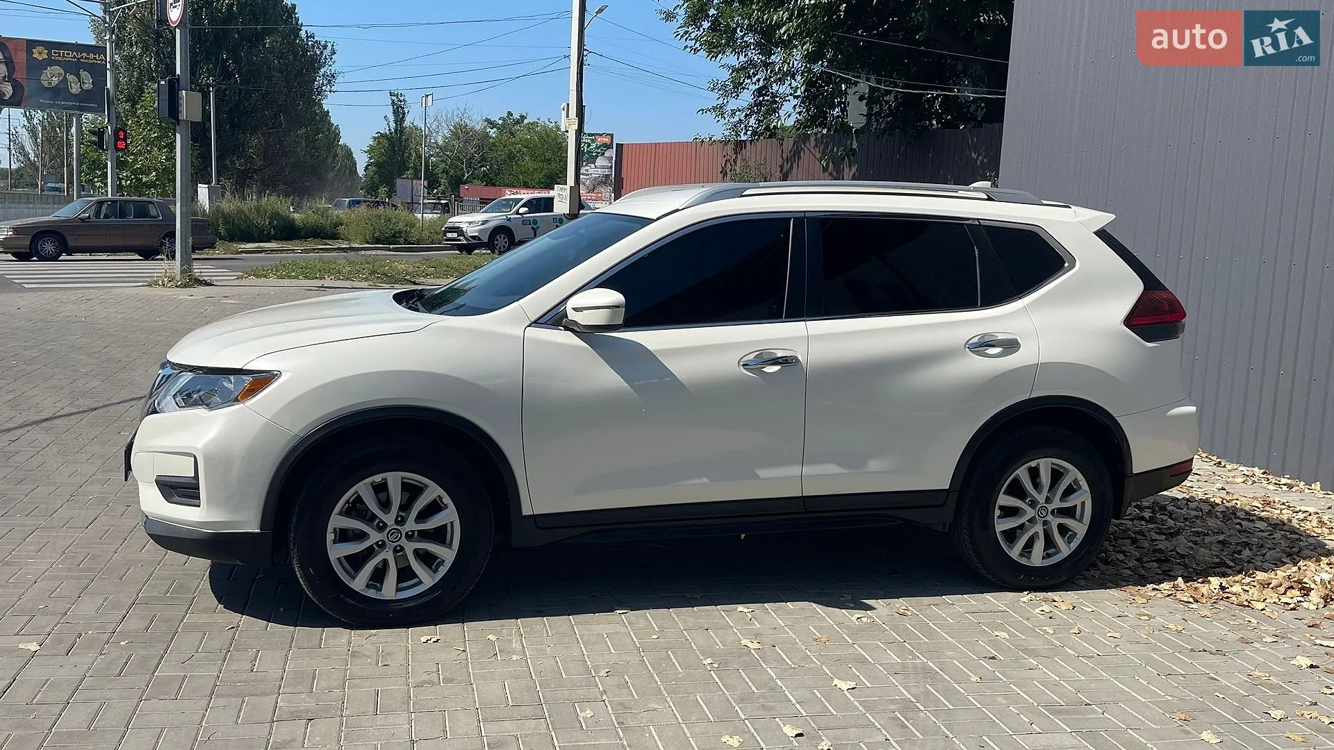 2019 Nissan Rogue - мініатюра 17