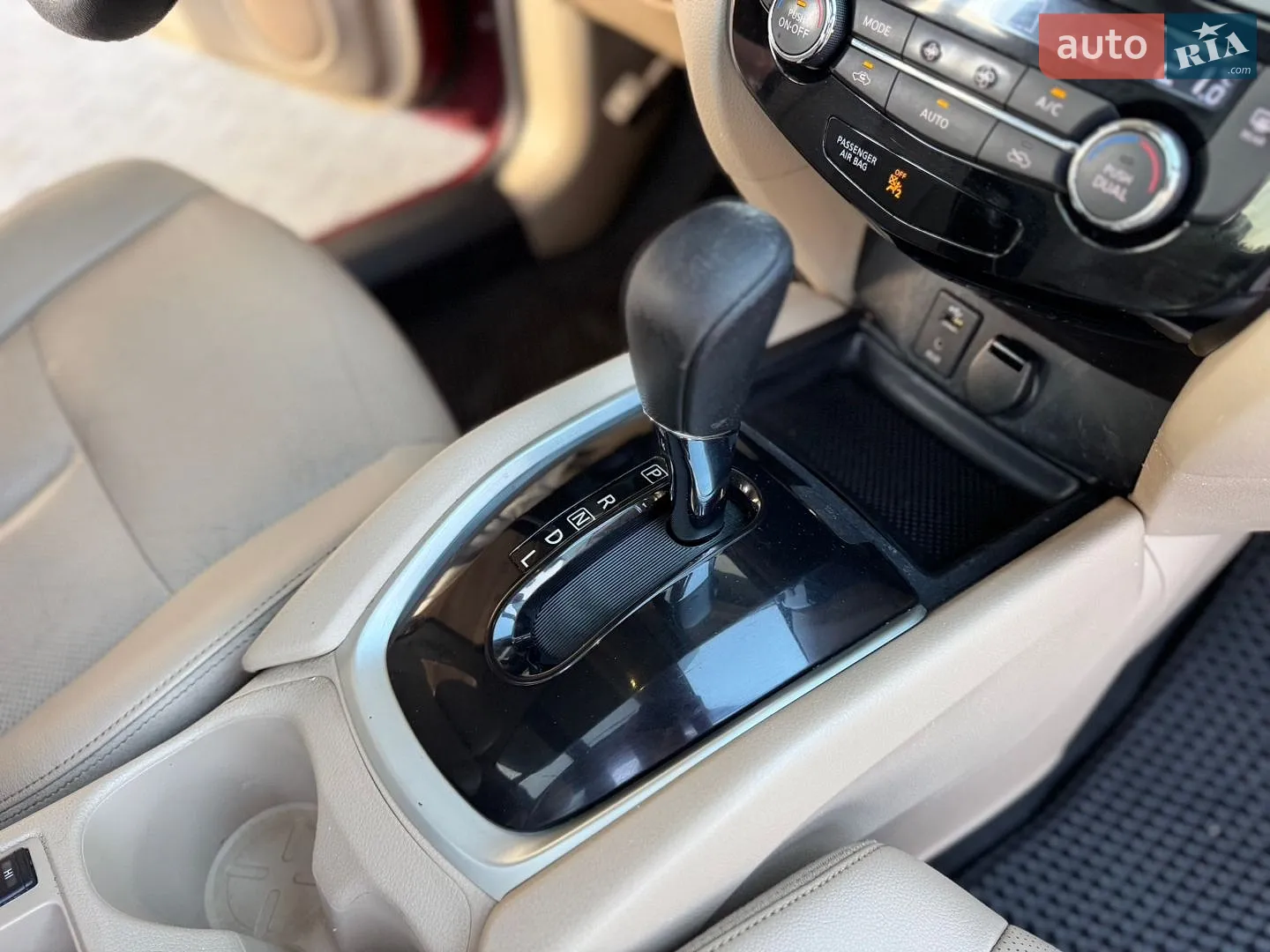 2015 Nissan Rogue - мініатюра 58