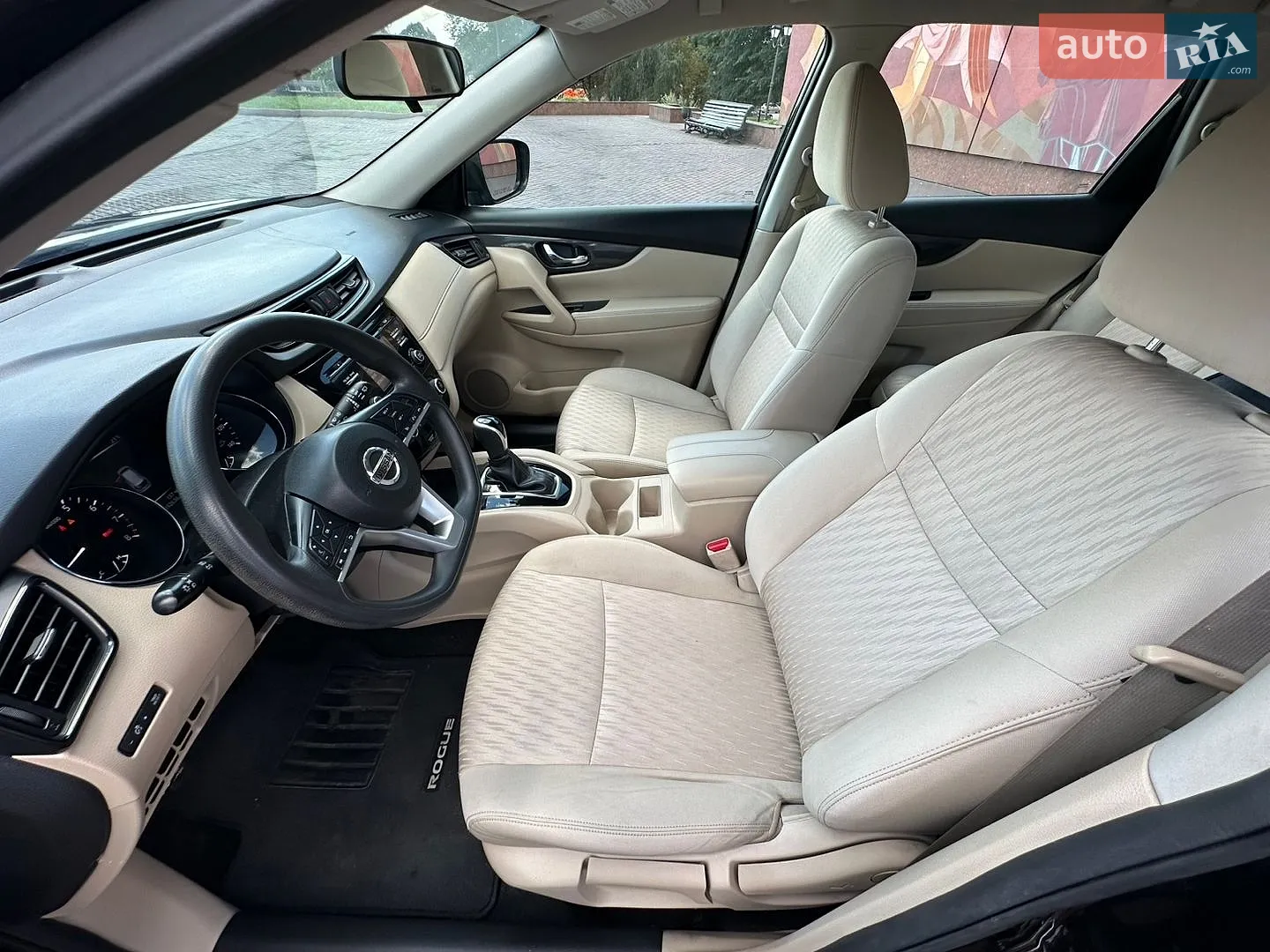 2017 Nissan Rogue - мініатюра 16