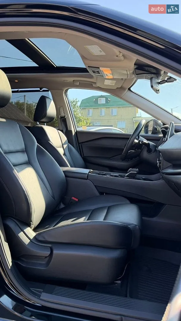2022 Nissan Rogue - мініатюра 11