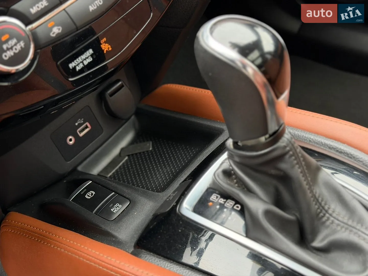 2018 Nissan Rogue - мініатюра 15
