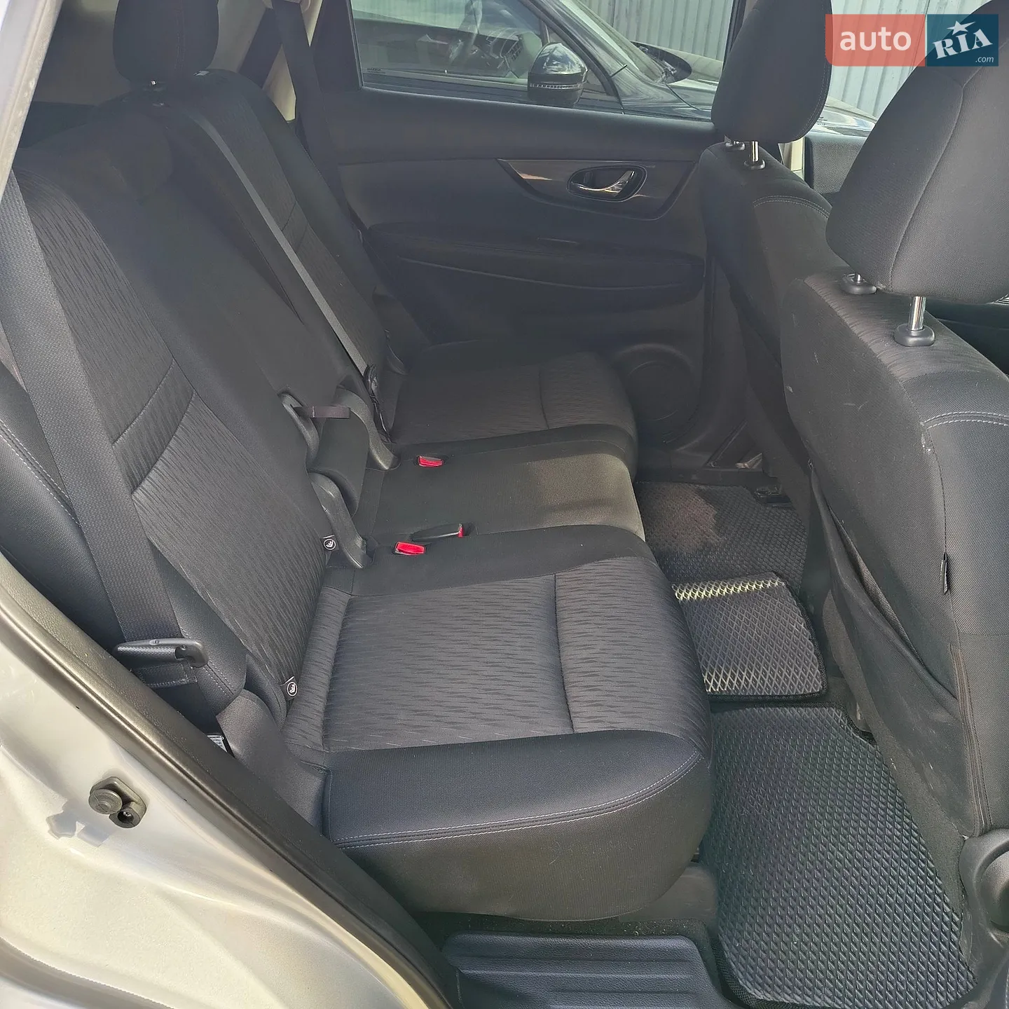 2017 Nissan Rogue - мініатюра 4