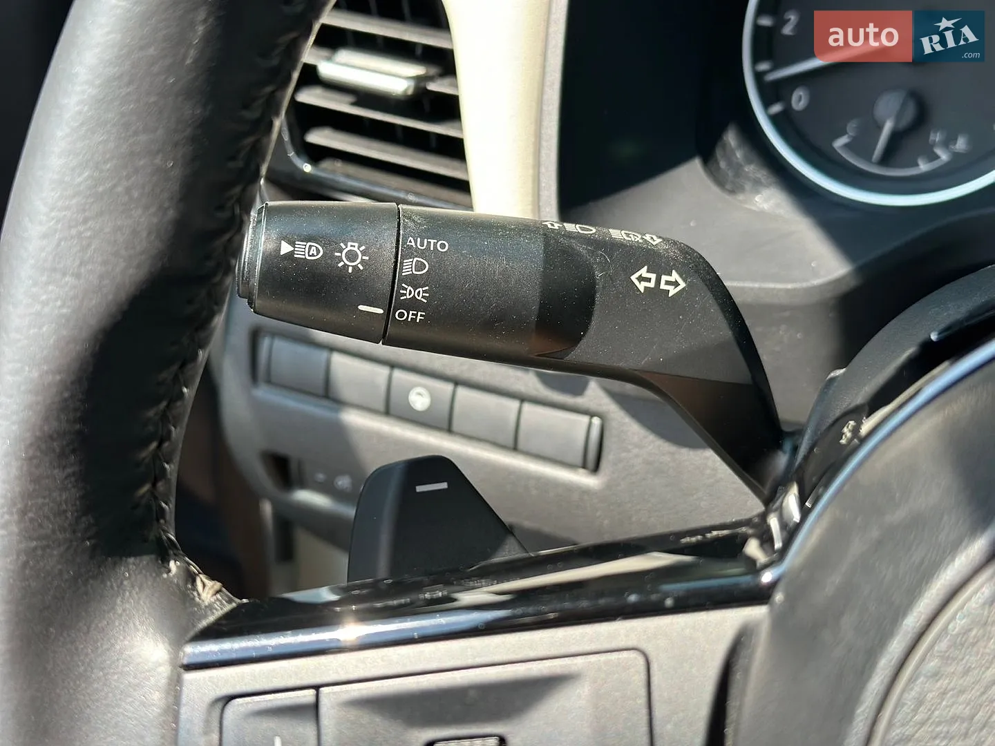 2021 Nissan Rogue - мініатюра 36