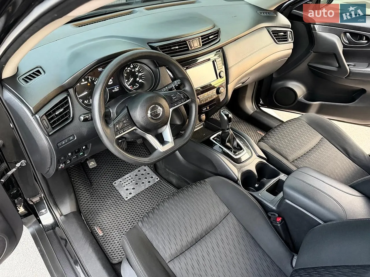 2019 Nissan Rogue - мініатюра 12