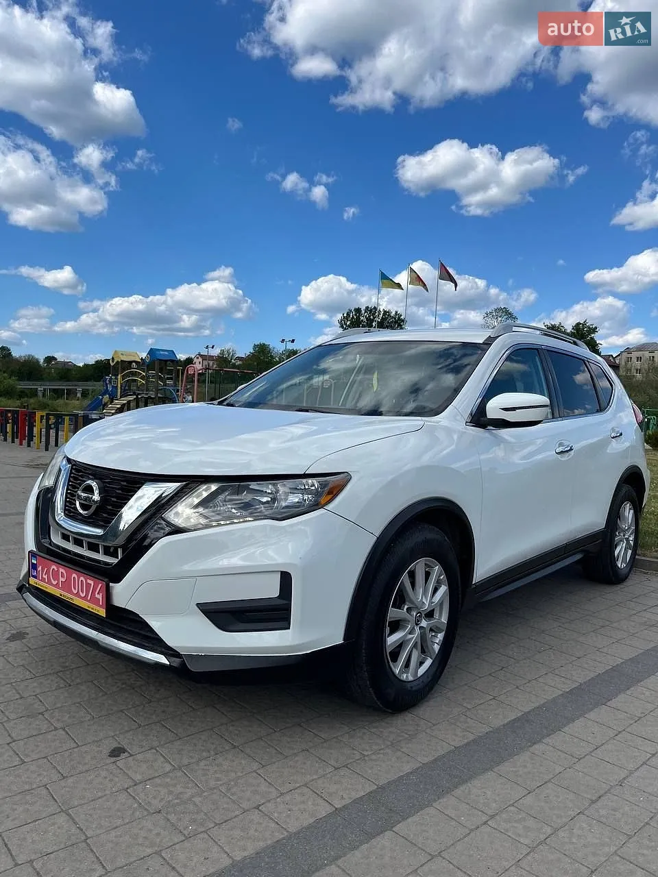 2017 Nissan Rogue - мініатюра 4