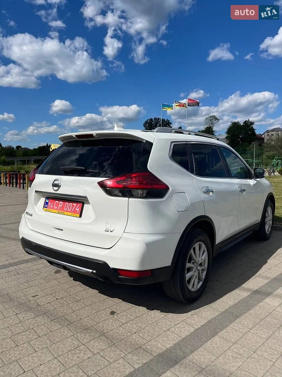 2017 Nissan Rogue - мініатюра 12
