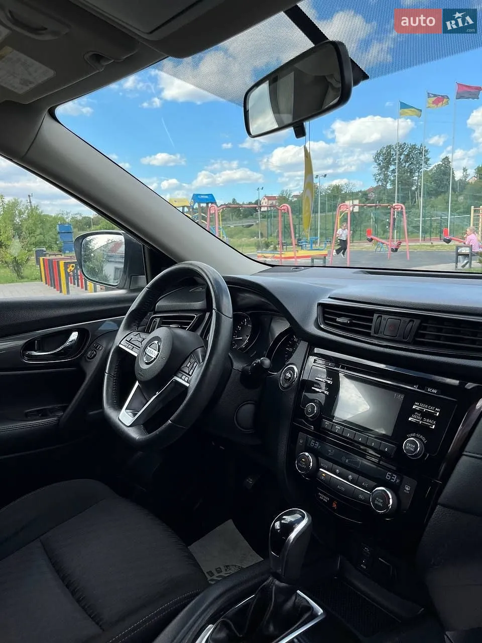 2017 Nissan Rogue - мініатюра 18