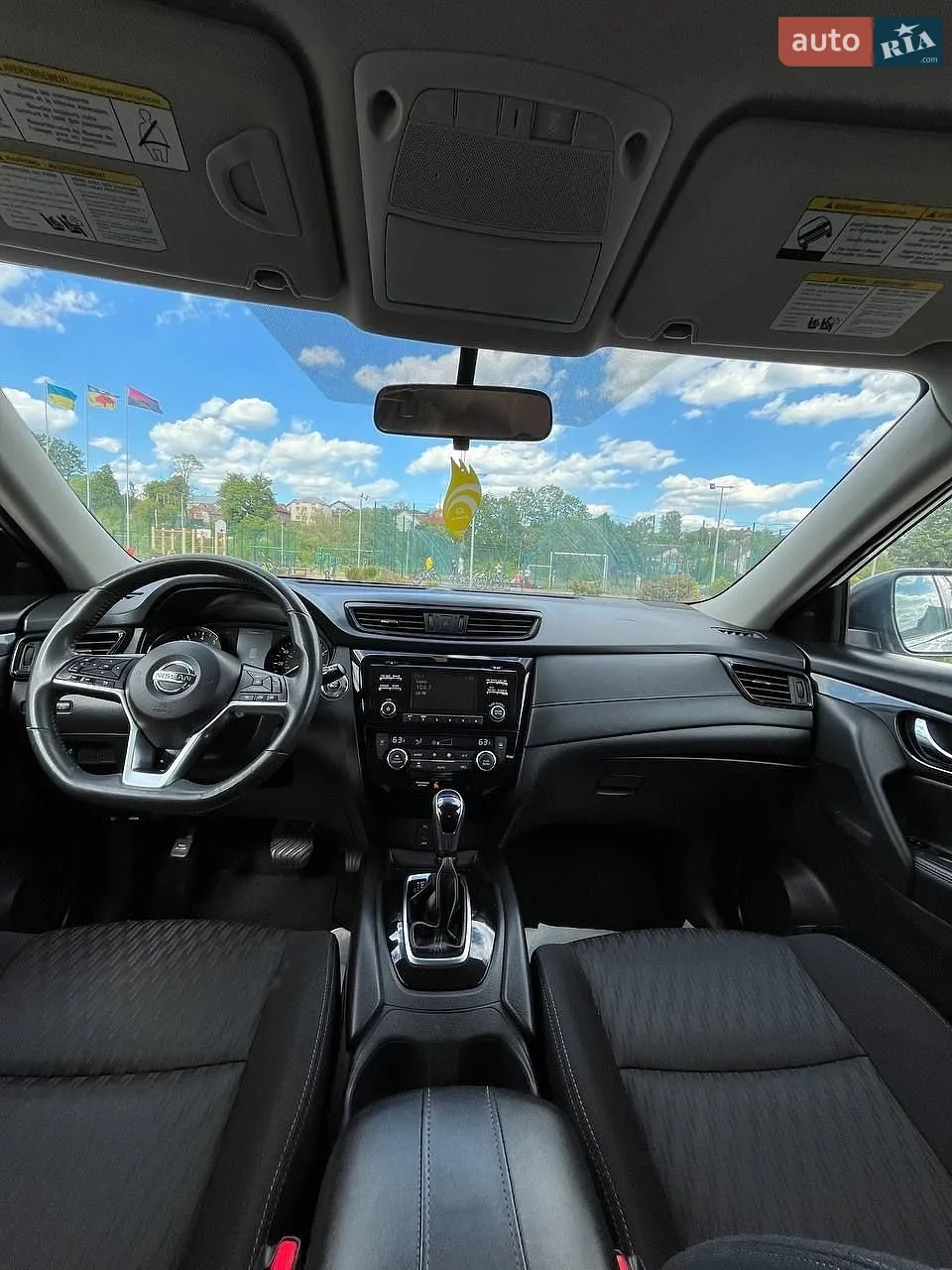 2017 Nissan Rogue - мініатюра 21