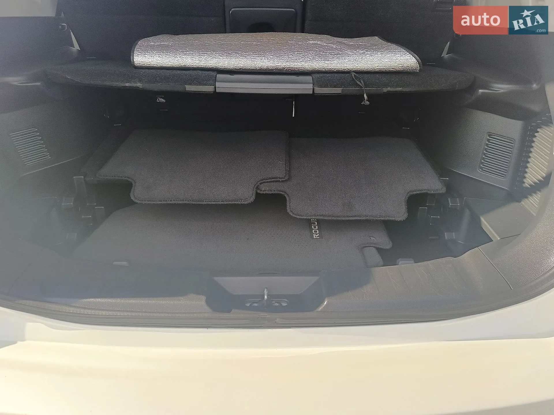 2019 Nissan Rogue - мініатюра 4