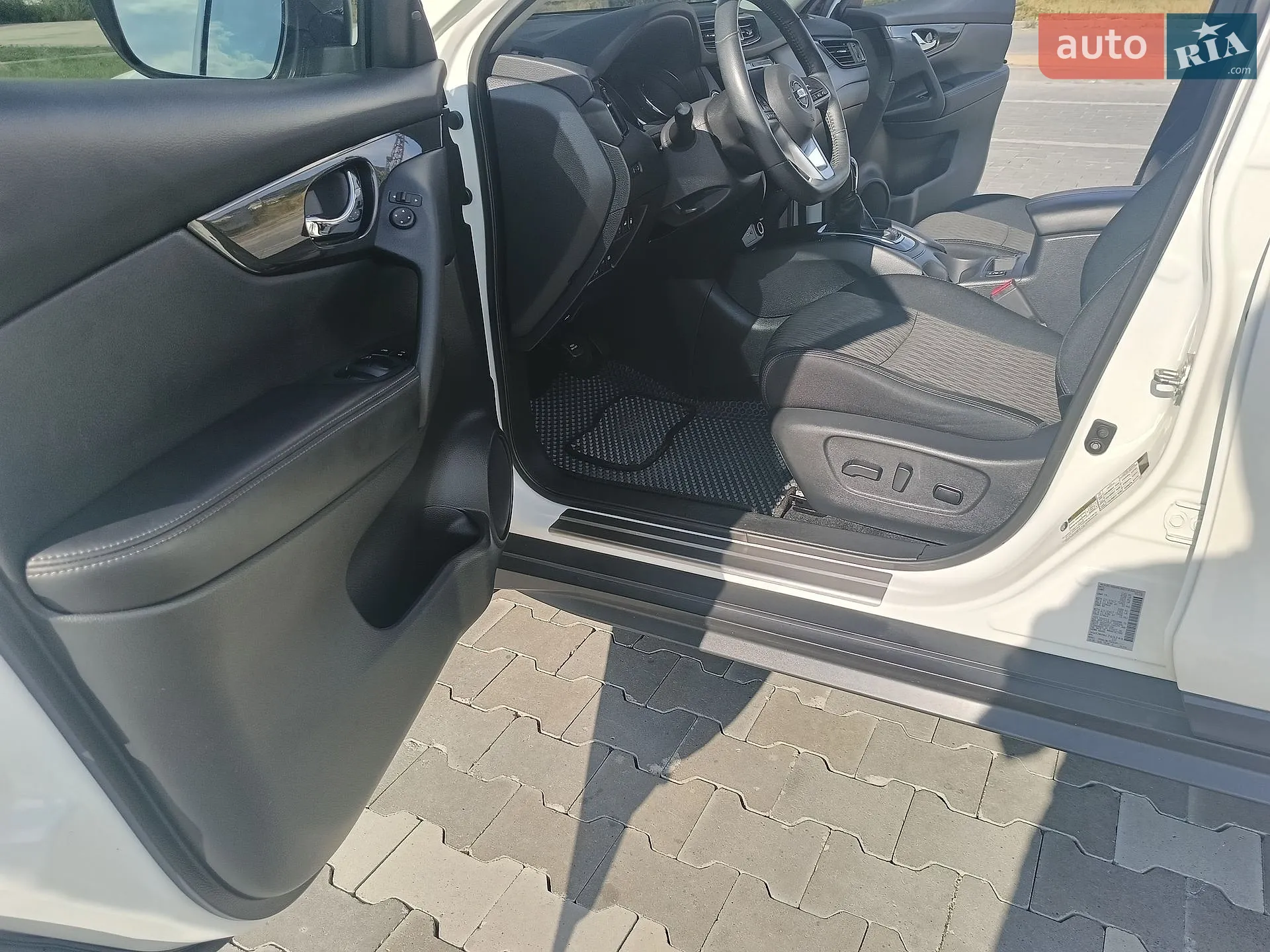 2019 Nissan Rogue - мініатюра 8