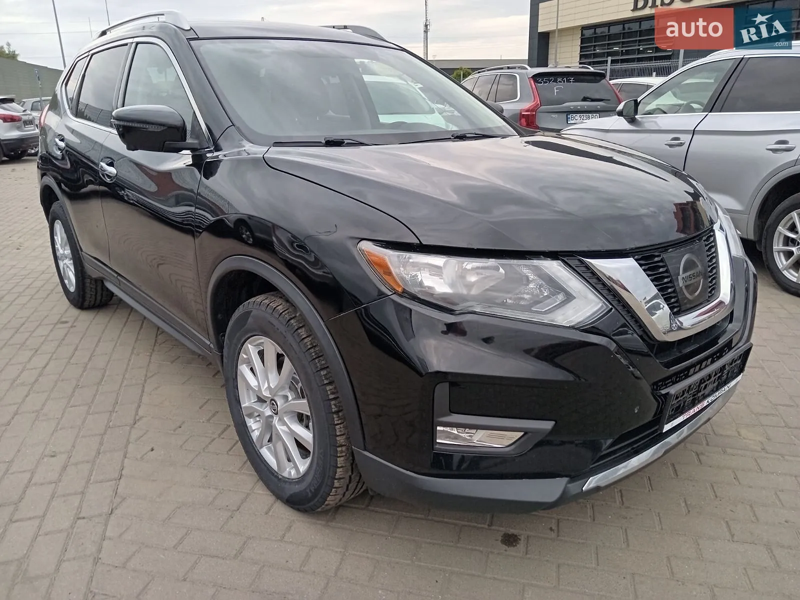2017 Nissan Rogue - мініатюра 4