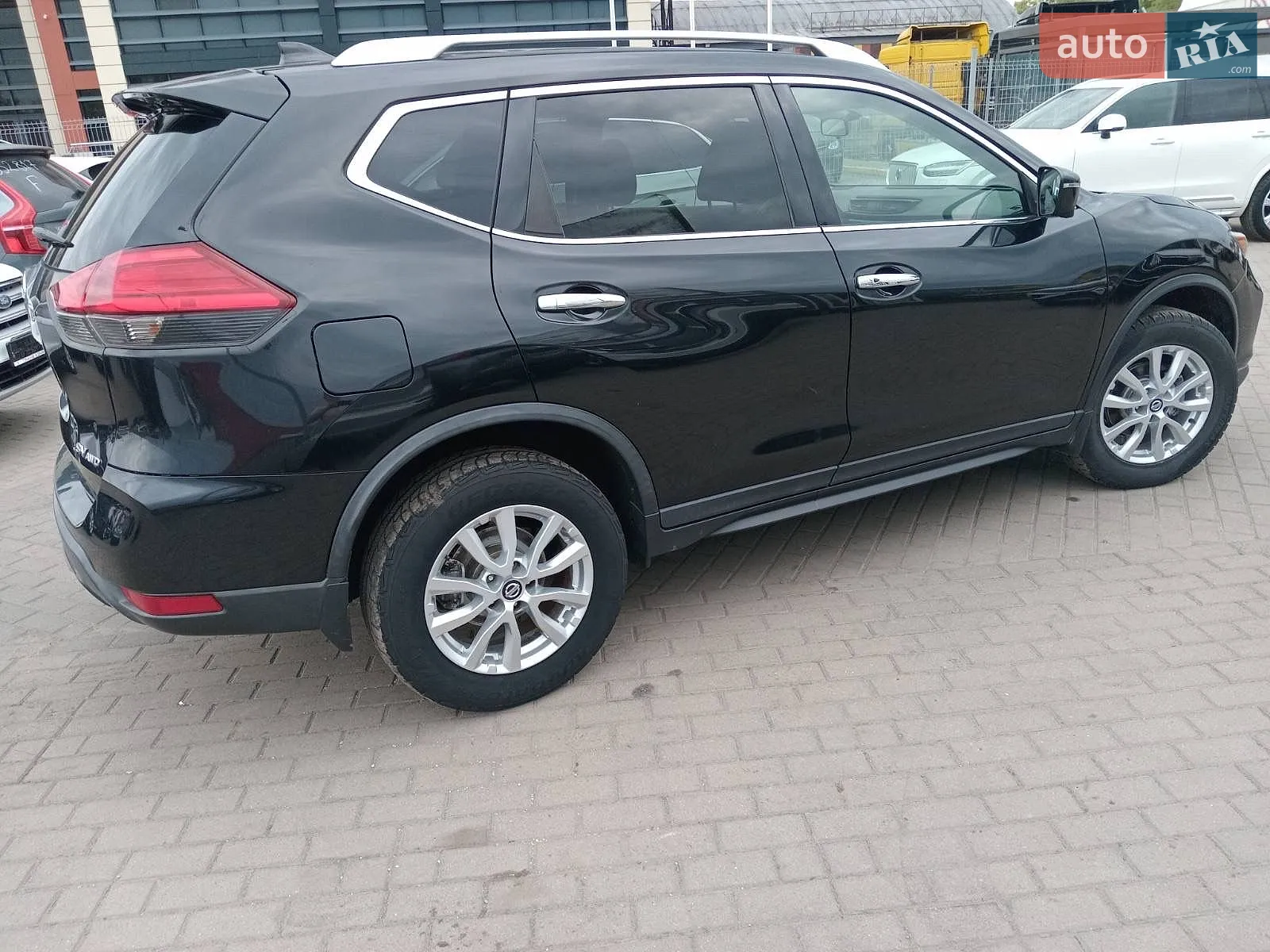 2017 Nissan Rogue - мініатюра 7