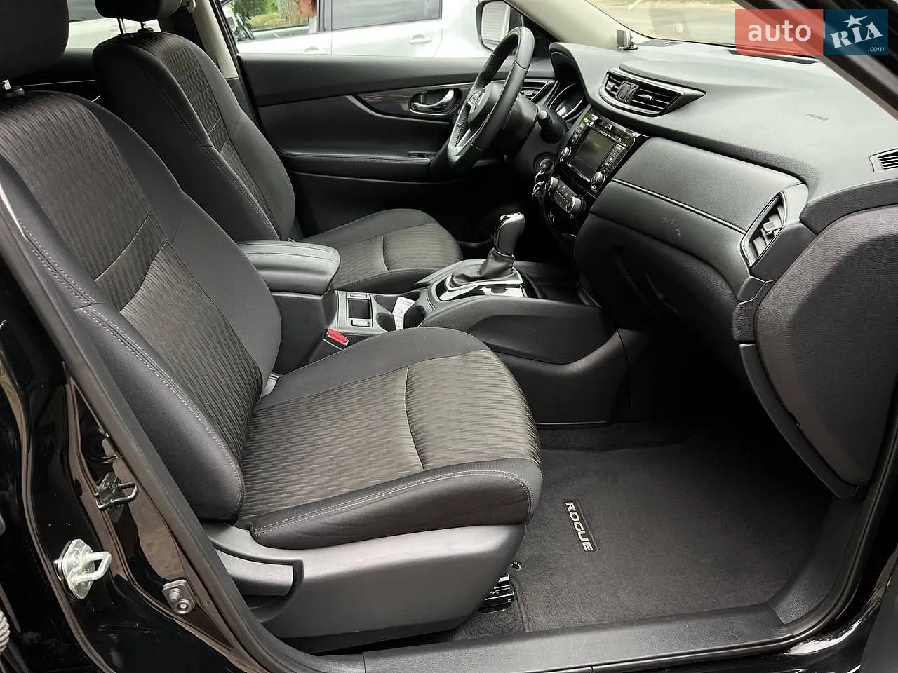 2019 Nissan Rogue - мініатюра 17