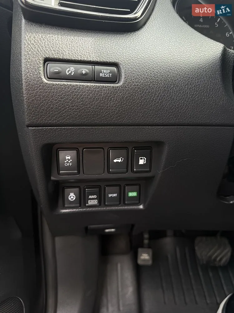 2018 Nissan Rogue - мініатюра 8