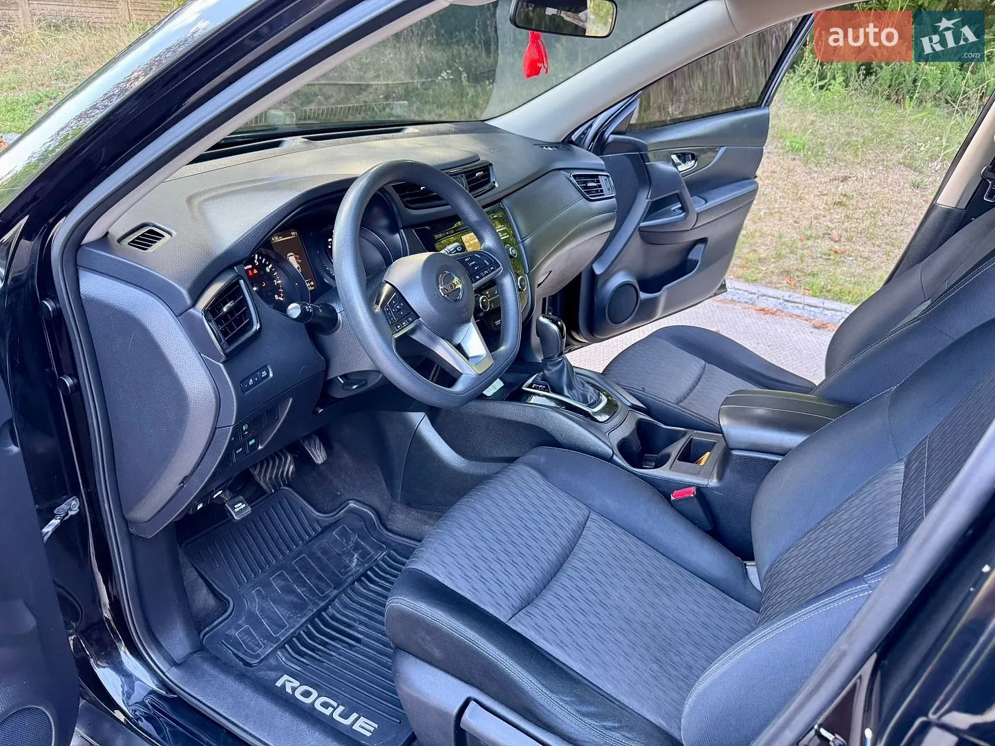 2017 Nissan Rogue - мініатюра 20
