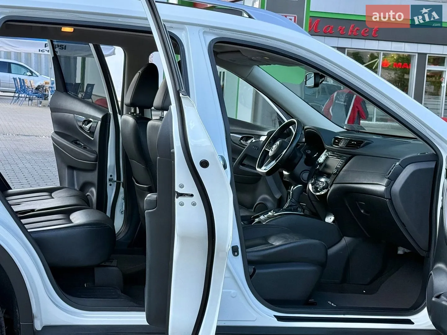 2018 Nissan Rogue - мініатюра 31