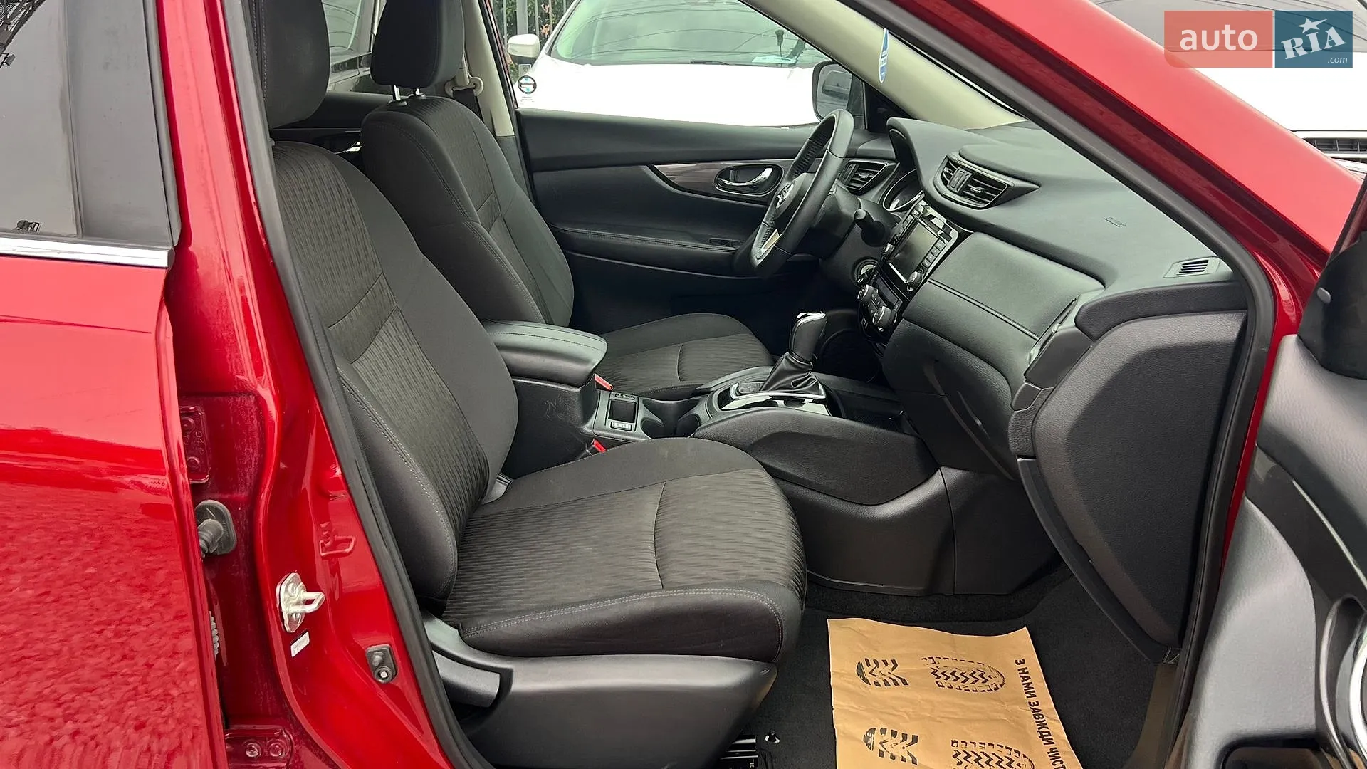 2019 Nissan Rogue - мініатюра 17
