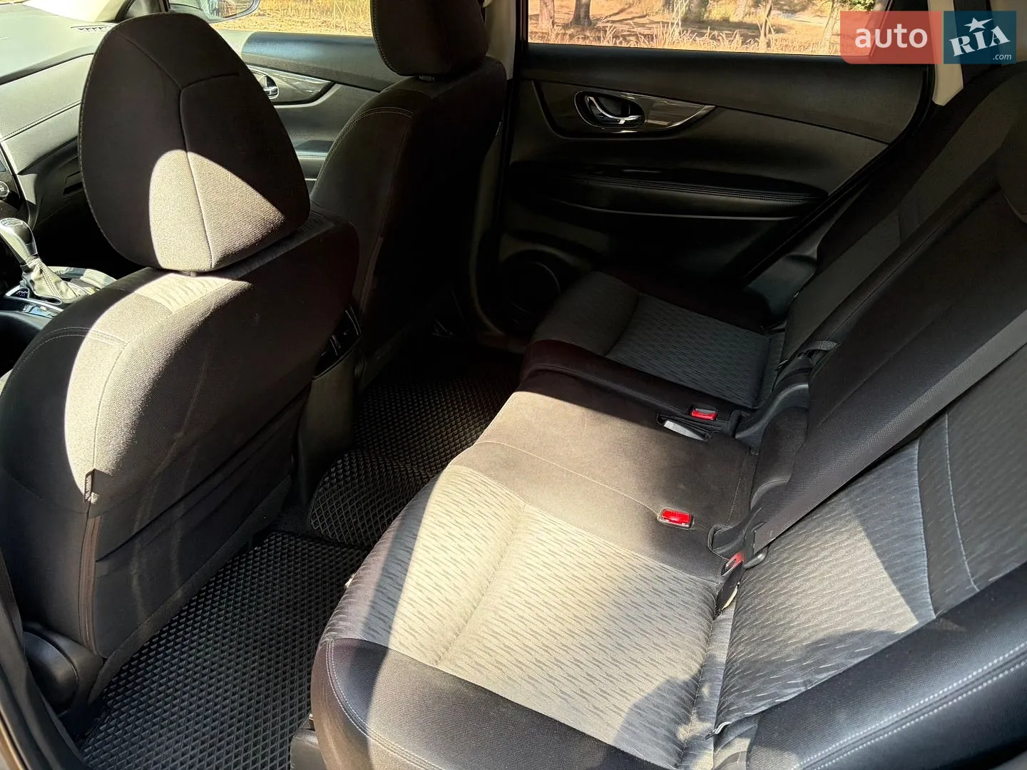 2016 Nissan Rogue - мініатюра 13