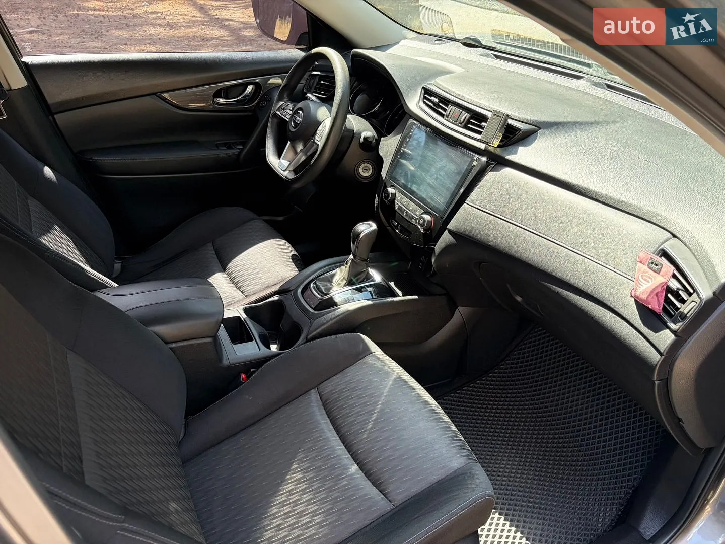2016 Nissan Rogue - мініатюра 15
