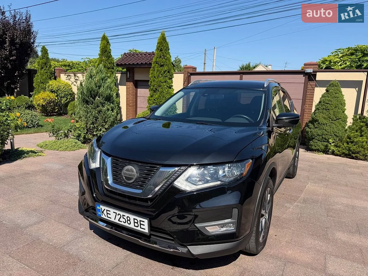 2019 Nissan Rogue - мініатюра 2